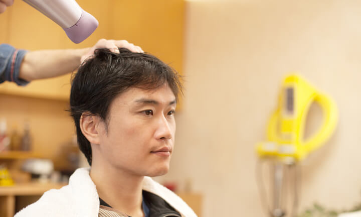 ハリ ツヤ低下 元気な髪を取り戻す 発毛促進 ケアとは 美容と健康とビタミンc